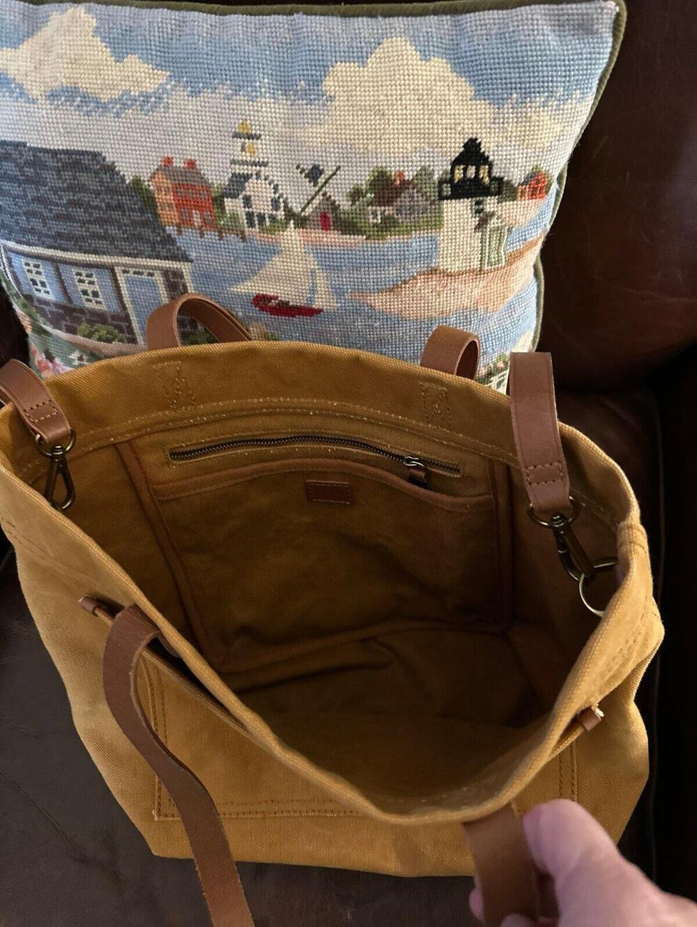 Madewell Transport Canvas Distressed Tote Bag - Picture 3 of 4